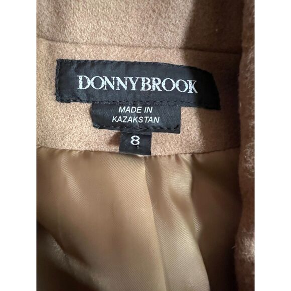 Donny Brooks 100% wool belted double-breasted coat. Size 8. - Picture 8 of 10